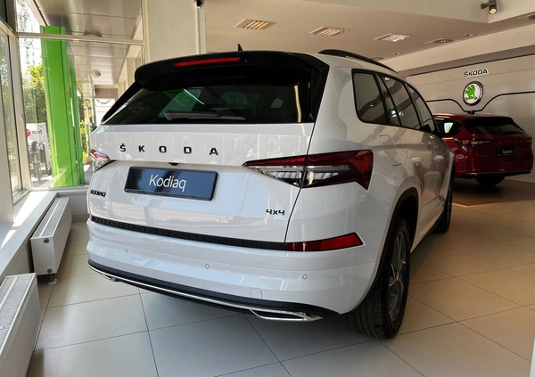 Skoda Kodiaq cena 225500 przebieg: 8, rok produkcji 2024 z Płońsk małe 211